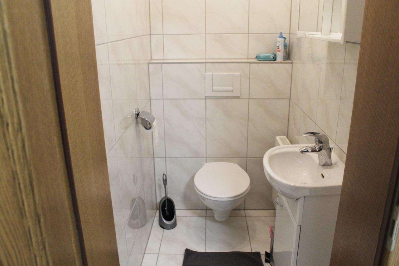 Spacious Apartment In Industrial Area Людвигсбург Экстерьер фото